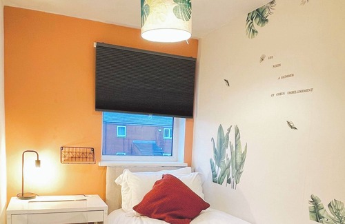 Holbeck House | Short & Long stay✪3 bedrooms ✪Homevy Relocations✪