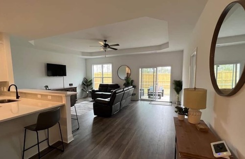 Wilmington House | Short oasis to Wilmington NC.
