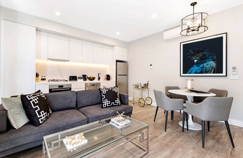 Malvern Apartment | Short Stay 2 Bedroom Deluxe Manhattan Glen Iris
