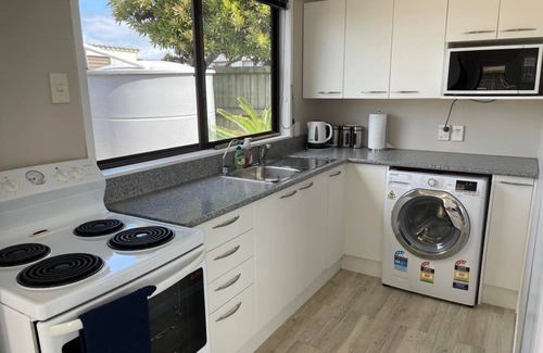 Karkari Peninsula Cottage | Short Walk to Tokerau Beach