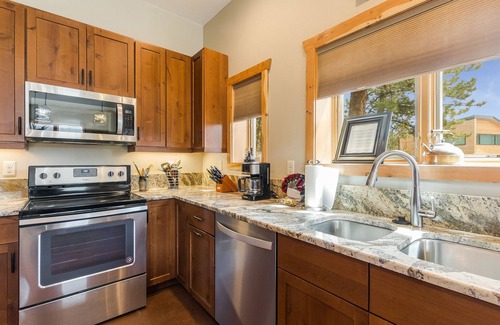 Estes Park House | Show Me Mountain Views – Gorgeous Home Near RMNP – 20-NCD0130
