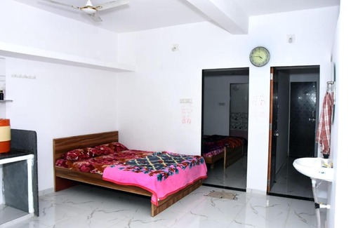 Rajpipla House | SHREE HARSIDDHI MAA HOMESTAY