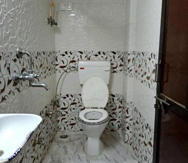 Udaipur City Centre House | shree karni home stay and guest house
