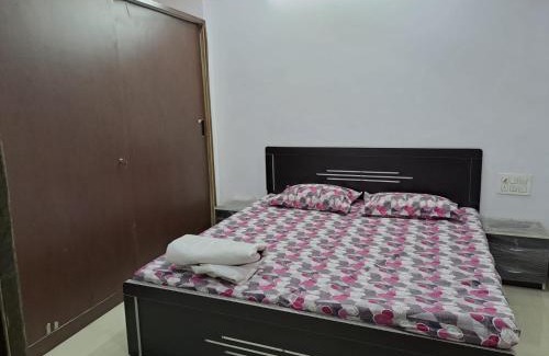 Udaipur City Centre House | shree karni home stay and guest house