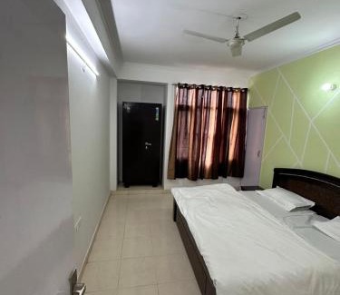 Vrindavan Apartment | Shri Krishna Lok