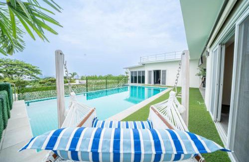 Nong Prue Villa | Siam Royal View Pool Villa Perfect for Family BBQ & Fun