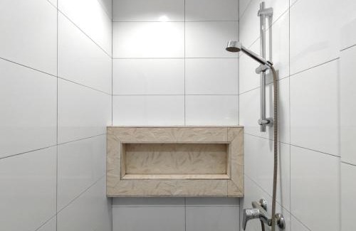 Sibu Apartment | Sibu Q2 Homestay -1st Floor, 4 Rooms 5 Beds