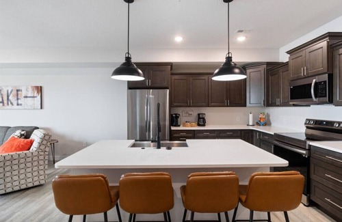 Camdenton Condo | Sierra Bay Sweet Retreat - Two Pools & More!