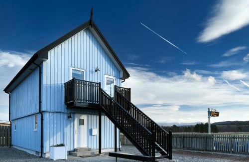 Newtonmore House | Signal Box