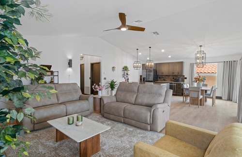 Homosassa Villa | Signature@TradeWinds Homosassa. Charming 3-bedroom villa, brand new, 2025