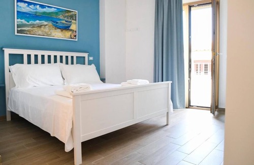 Scilla Bed & Breakfast | Signora Tita B&B Chianalea Scilla