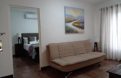 Bloubergstrand House | Sikelela Guest House