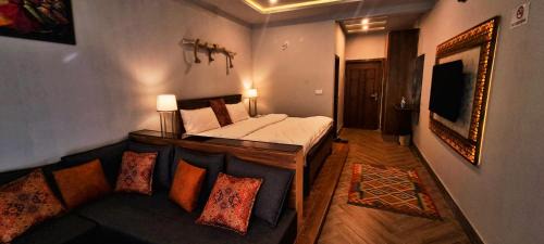 Hunza Hotel | Silk Route Resort