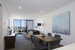 Chatswood CBD Apartment | Silkari Suites at Chatswood