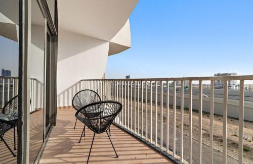 Dubai Apartment | Silkhaus Chic Luxury Studio Opposite Silicon Oasis Shopping Mall