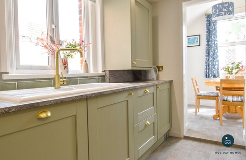 Weymouth House | Silks & Sails, Harbourside Holiday Cottage