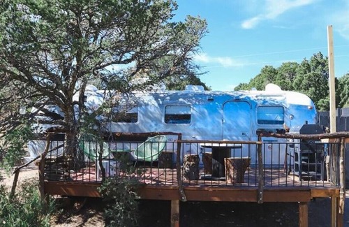 Nogal House | Silver Bullet Airstream/ hosted by El Mistico
