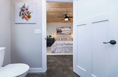 Scandinavia House | Silver Lake Retreat: Waterfront Barndominium