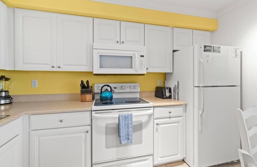 Whitney Beach Condo | Silver Sands on the Sea!