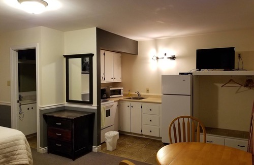 Keswick Ridge Hotel | Silverwood Inn & Suites