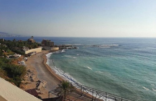 Aamchit Apartment | Silvia's romantic Byblos beachfront Duplex with an amazing sea view