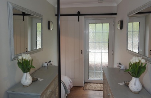 Petworth House | Simplicity Comfort & Charm in Lovely Location