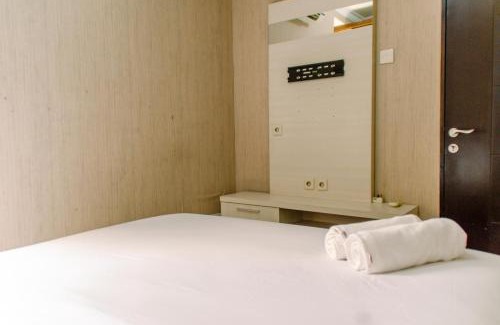 Panunggangan Utara Apartment | Simply and Cozy Pool View 2BR at Great Western Apartment By Travelio