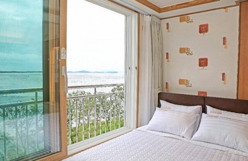 Jeungdo House | Sinan Sun Coast Resort