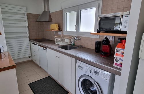 Saint-Genis-de-Saintonge Apartment | Single-storey apartment facing a green area, very well equipped