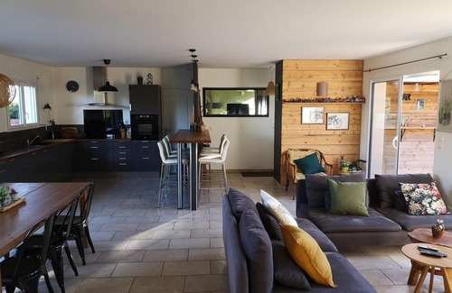 Saint-Vincent-de-Tyrosse Villa | SINGLE-STOREY HOUSE WITH SECURE SWIMMING POOL, CLOSE TO BEACH AND GOLF COURSE.