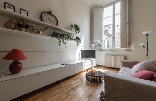 Pisa City Centre Apartment | Single House
