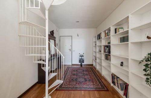 Pisa City Centre Apartment | Single House