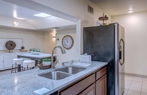 Hidden Valley House | Single Level Sabino Sanctuary Courtyard, 2 Car Garage, Renovated 2-2024