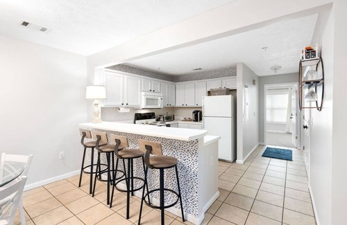 Auburn Apartment | Single Room 3 with Shared Space