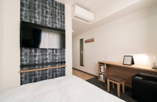 Sasashimacho Hotel | Single room nonsmoking for 2 people breakfast /Nagoya Aichi