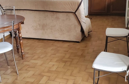 Provins Apartment | Single-storey apartment, 5 minutes from town center, terrace, south-facing