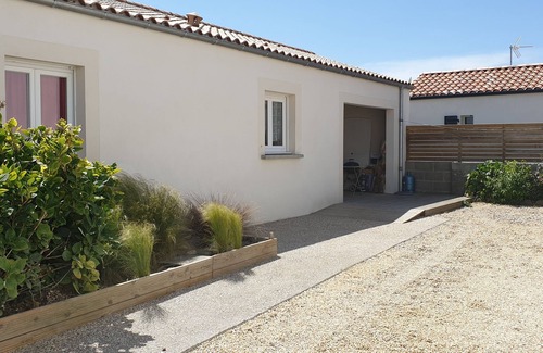 Jard-sur-Mer House | Single storey house, beach, town center all on foot