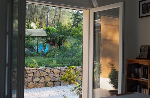 Meyrargues House | single storey house in the Aix countryside, near Venelles 12km from Aix