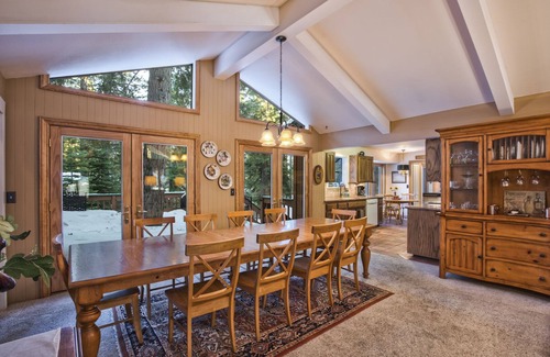 Incline Village House | Single Story home in Incline Village w/game room, close to skiing!