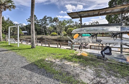 Steinhatchee House | Single-Story Home Unit 2 with Community Dock!