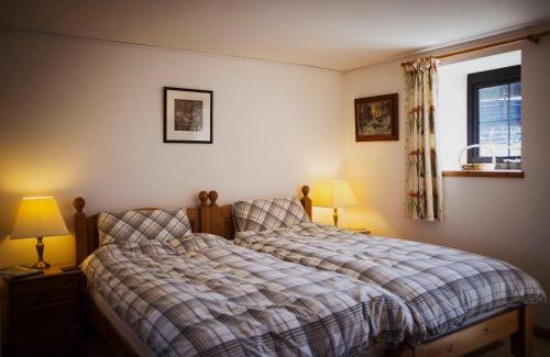 Carmarthen House | Siramik