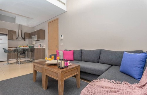 Gemmayzeh Apartment | Sirene 1-BR Apt Pool & Gym in Gemmayze