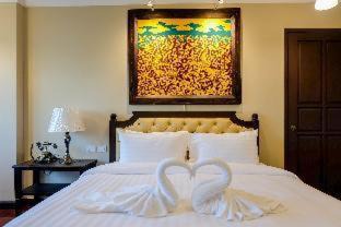 San Chao Pho Suea Hotel | Siri Heritage Bangkok Hotel