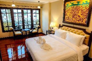 San Chao Pho Suea Hotel | Siri Heritage Bangkok Hotel