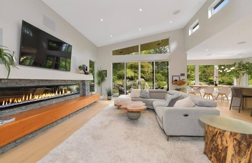 Victoria House | Sit back and relax nestled in nature