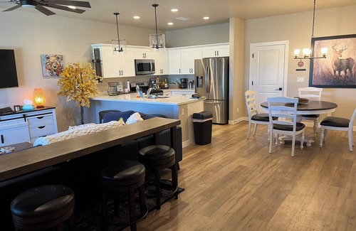 Flagstaff House | Sit outside and enjoy the humming birds play as you look directly at Mt Humphrey