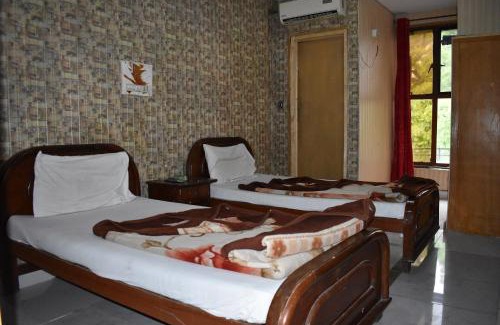 G-7 Sector Hotel | Sitara Hotel