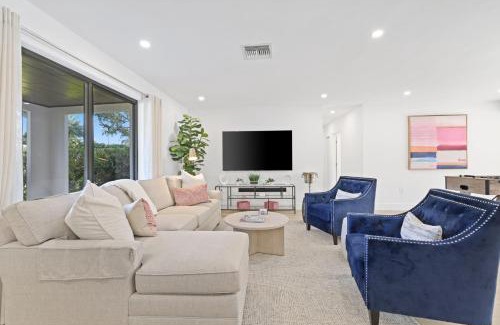 Boynton Beach Villa | Six Palms