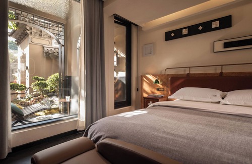 Dali Ancient Town Hotel | SIXI GOLDEN SUNRISE SOUND SLEEP HOTEL