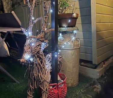 Mumbles Apartment | Sixty Four